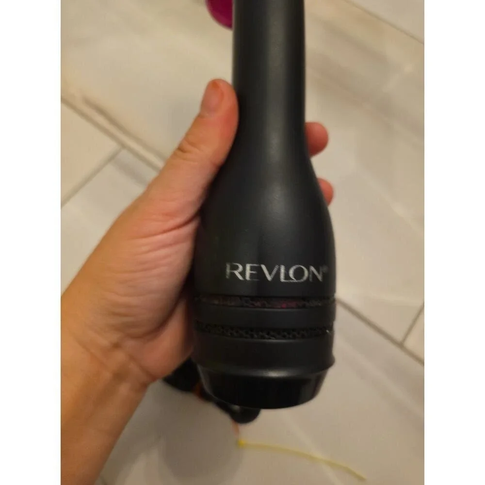 Revlon Pro Collection Salon Smooth and‎ Shine Air Smoothing Styler RVDR5232 H1